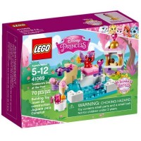Конструктор LEGO Disney Princess Трежер отдыхает в бассейне (41069)