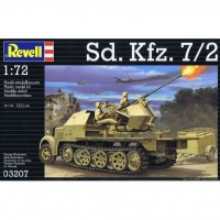 Сборная модель Revell Полугусеничный тягач Sd.Kfz. 7/2 1:72 (3207)